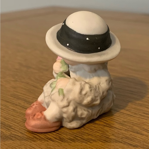 Kim Anderson’s «THINKING OF YOU...
BRINGS SWEET MEMORIES" GIRL SITTING,New - Picture 6 of 14